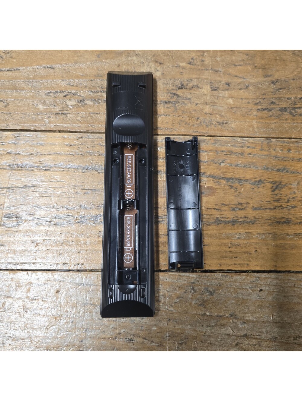 Sony RM-YD028 Wireless TV Remote Control Black - Picture 3 of 3
